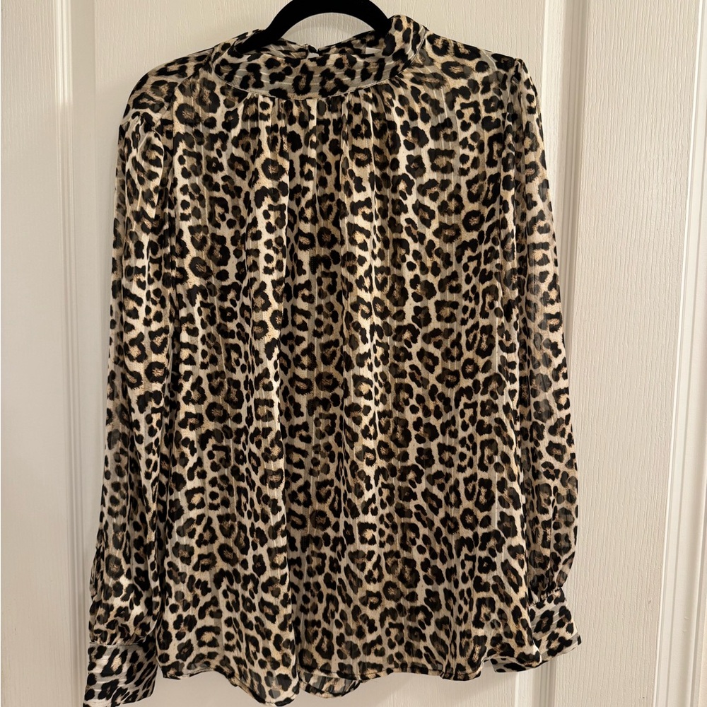 H& M Cheetah print Blouse